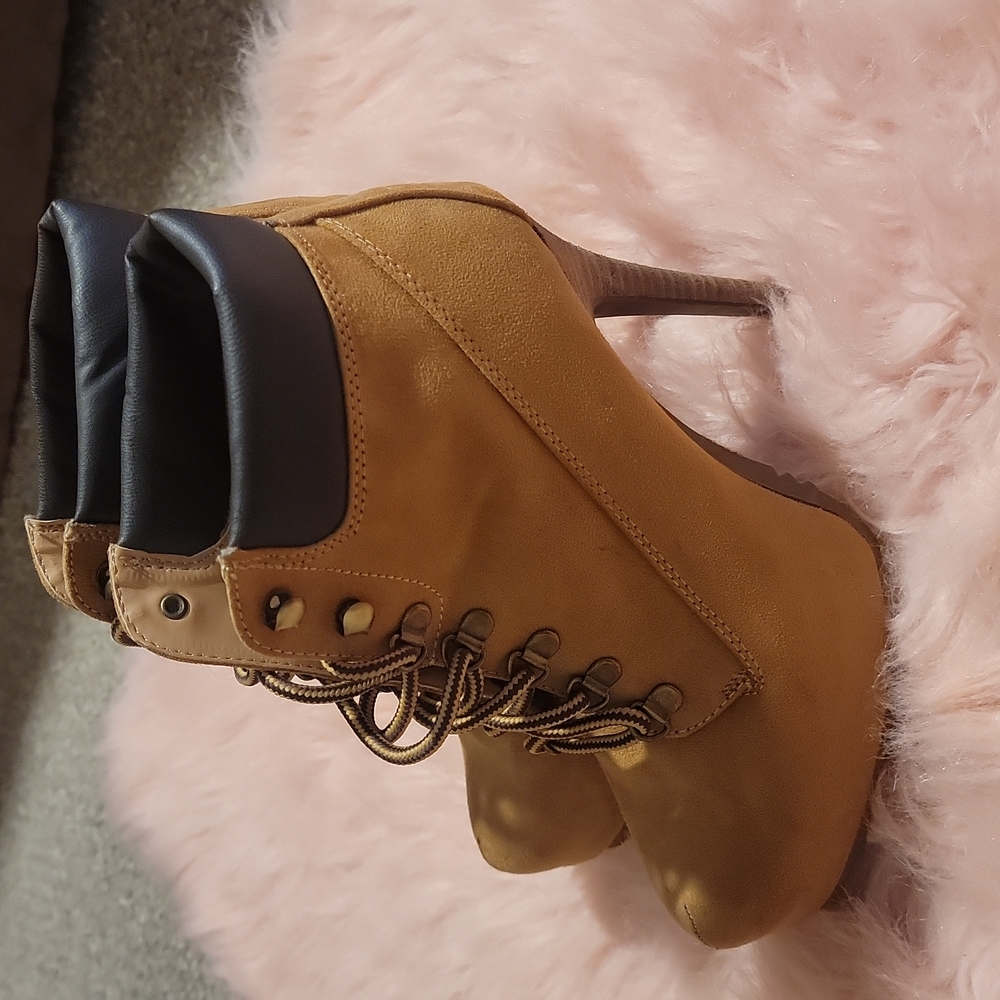 Shï by Journeys Womens Randee Tan Ankle Boots